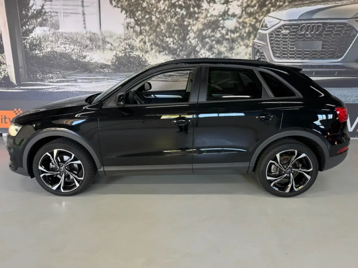 2.0 TFSI Q3 QUATTRO PROLINE / S-TRONIC / Panorama dak / Afneembare trekhaak / 98792 km.