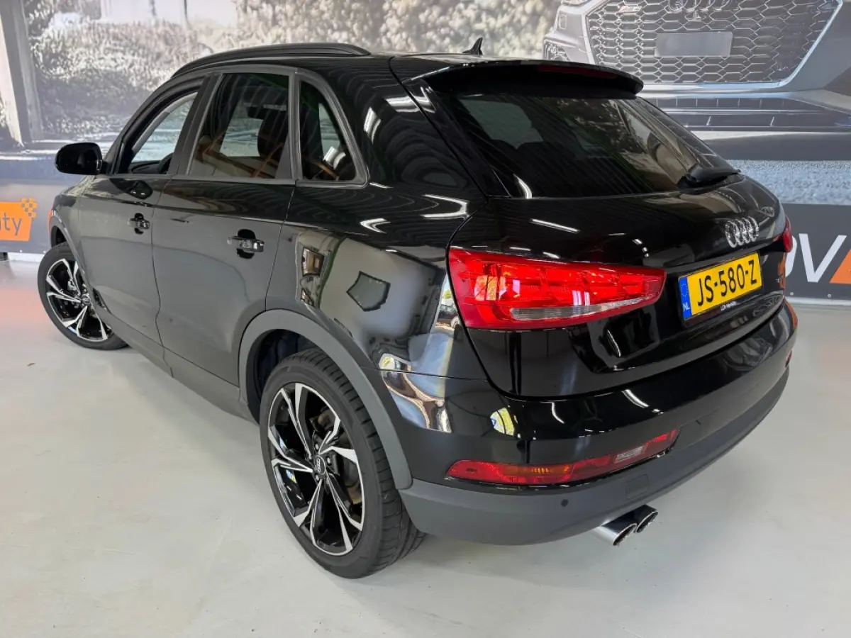 2.0 TFSI Q3 QUATTRO PROLINE / S-TRONIC / Panorama dak / Afneembare trekhaak / 98792 km.