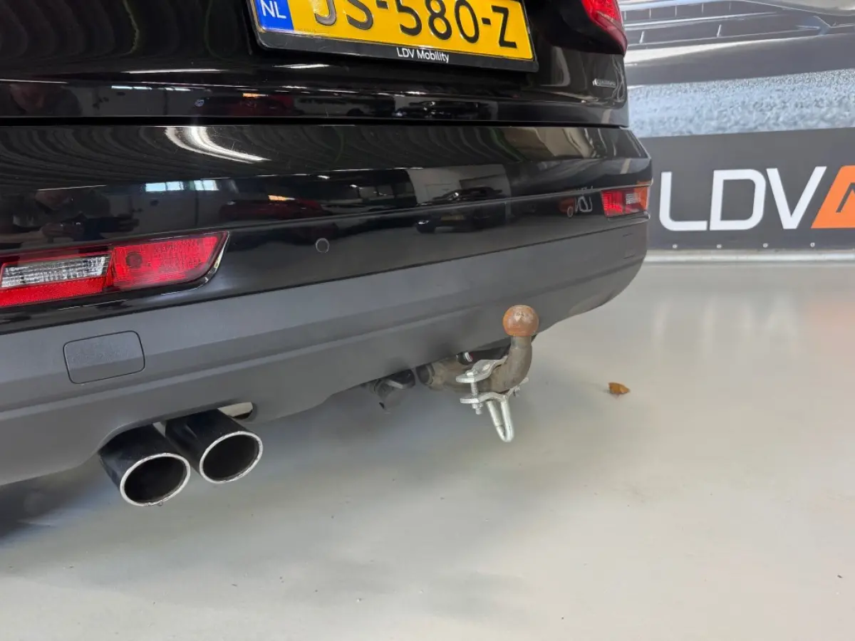 2.0 TFSI Q3 QUATTRO PROLINE / S-TRONIC / Panorama dak / Afneembare trekhaak / 98792 km.