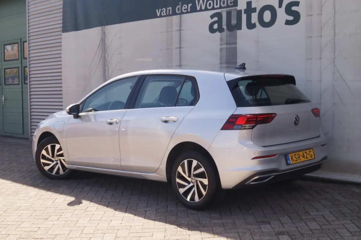 1.4 eHybrid PHEV Style Business -NAVI-ECC-LED-CAM-