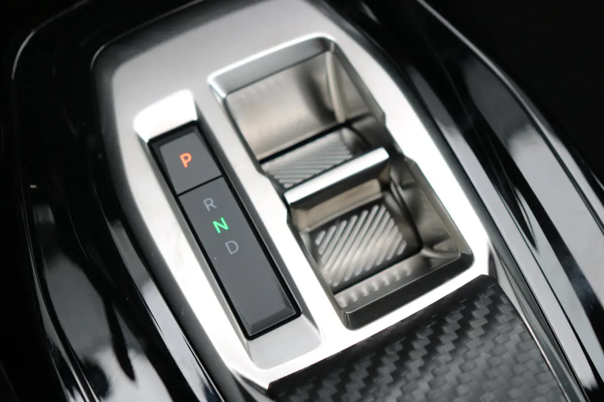 Allure | Cruise control adaptief | Apple Carplay en Android Auto | Camera | Navi |