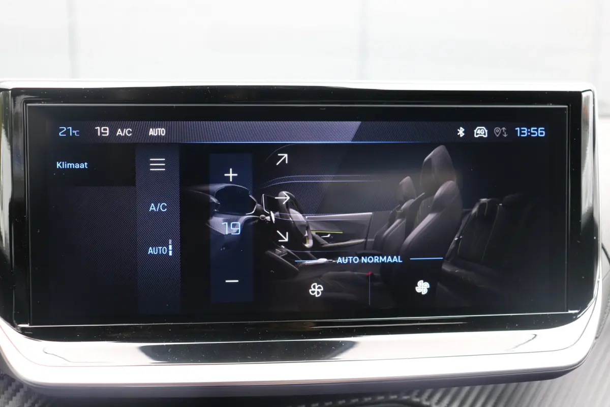 Allure | Cruise control adaptief | Apple Carplay en Android Auto | Camera | Navi |