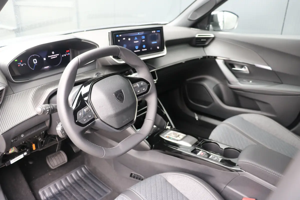 Allure | Cruise control adaptief | Apple Carplay en Android Auto | Camera | Navi |