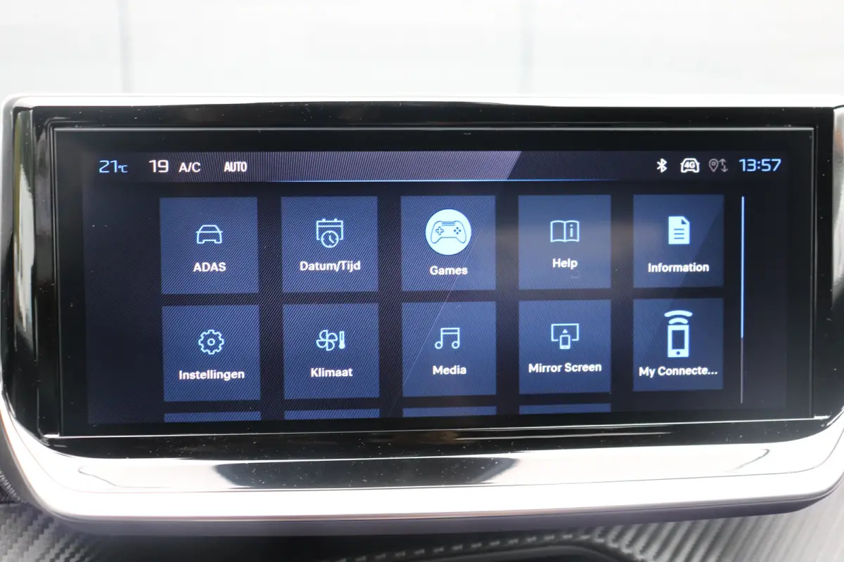 Allure | Cruise control adaptief | Apple Carplay en Android Auto | Camera | Navi |