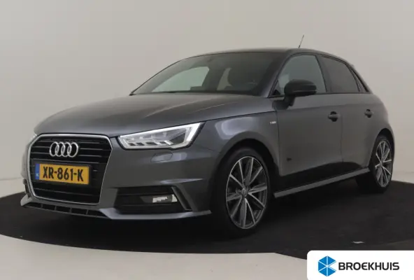 1.0 TFSI Advance Sport 95Pk | S-Line In- en Exterieur | Airco | Navigatie | Cr Control | LED | Sport onderstel | Centrale deurvergrendeling | 17"LMV