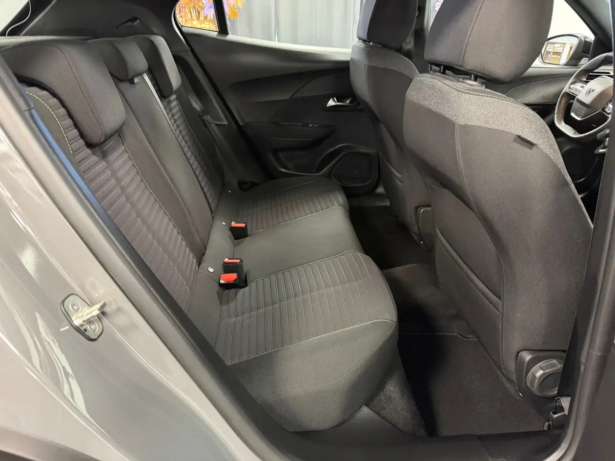 1.2 PureTech 100 Allure*Nardo-Gray*Airco*Cruise-Control*PDC*Xenon*