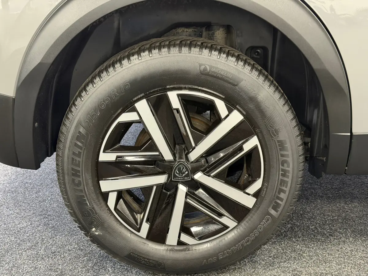 1.2 PureTech 100 Allure*Nardo-Gray*Airco*Cruise-Control*PDC*Xenon*