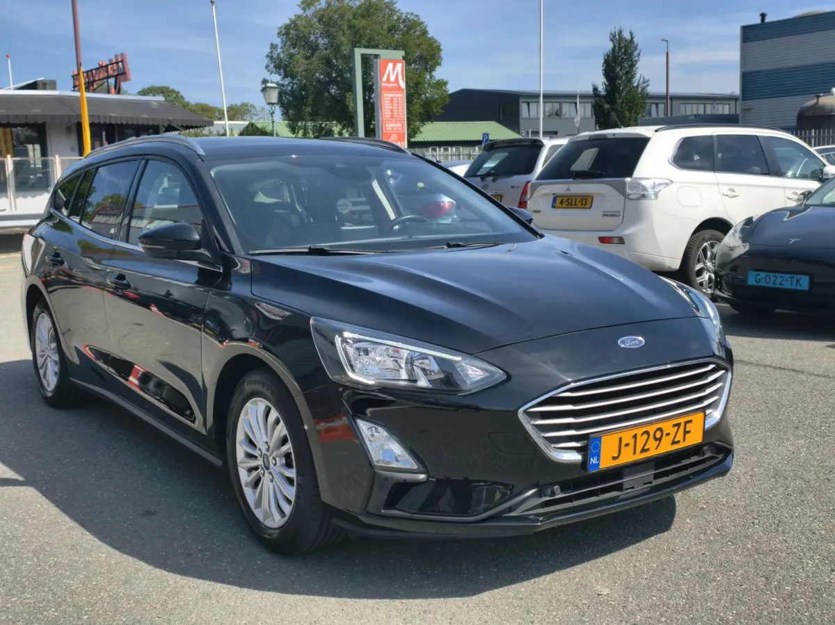 1.0 EcoBoost Hybrid Titanium X Business-NAP-PANO-1E EIGENAREN