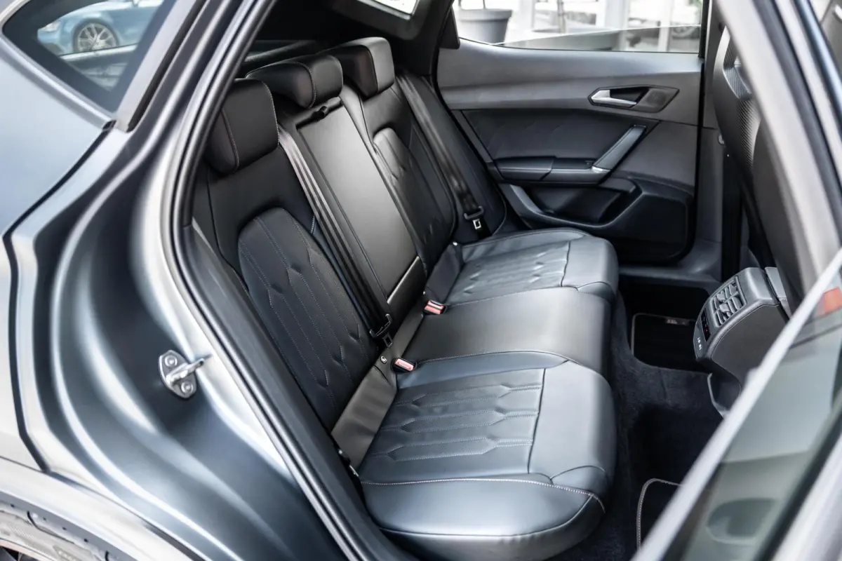 2.5 TSI VZ5 Pano Schaalstoel Carbon 360