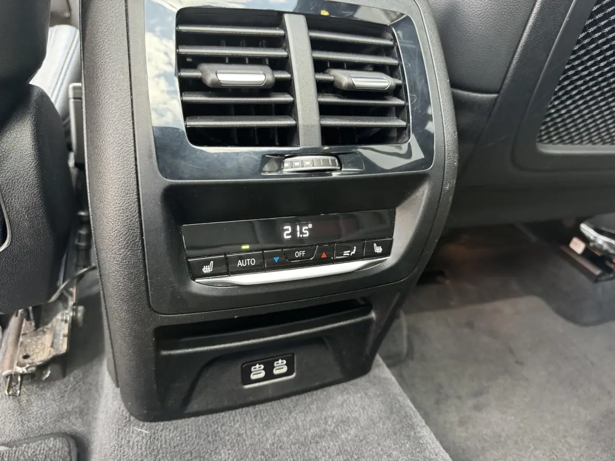 M40d xDrive 340 PK | M sport | Pano | 360 Camera | Keyless | Assistent Plus