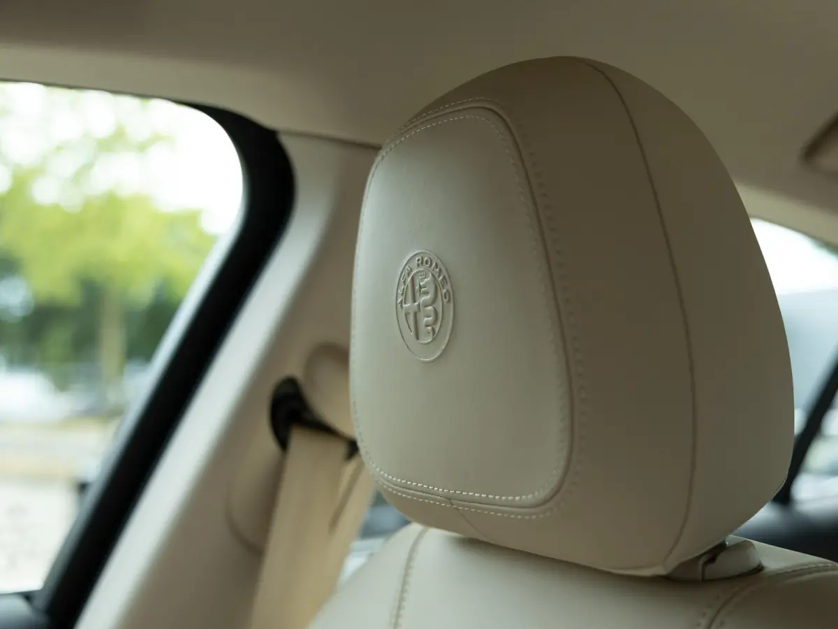 2.0 T Q4 Luxury|1e Eig|Carplay|Camera|Keyless