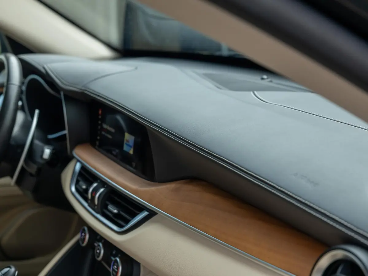 2.0 T Q4 Luxury|1e Eig|Carplay|Camera|Keyless