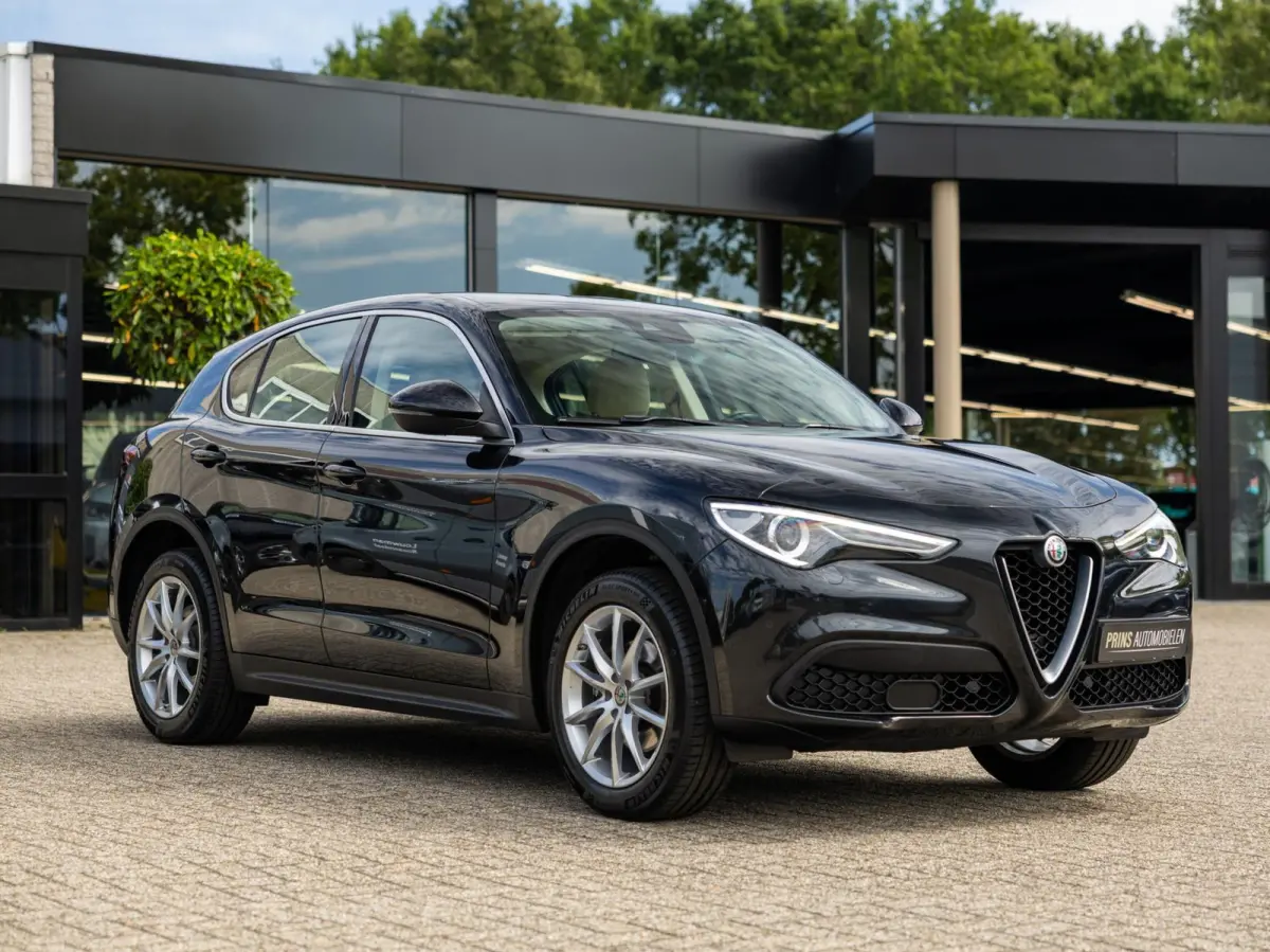 2.0 T Q4 Luxury|1e Eig|Carplay|Camera|Keyless