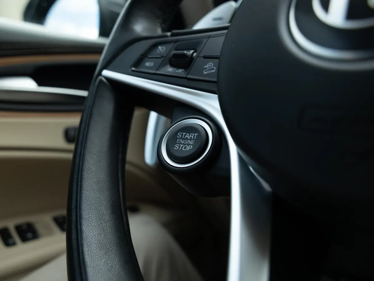 2.0 T Q4 Luxury|1e Eig|Carplay|Camera|Keyless