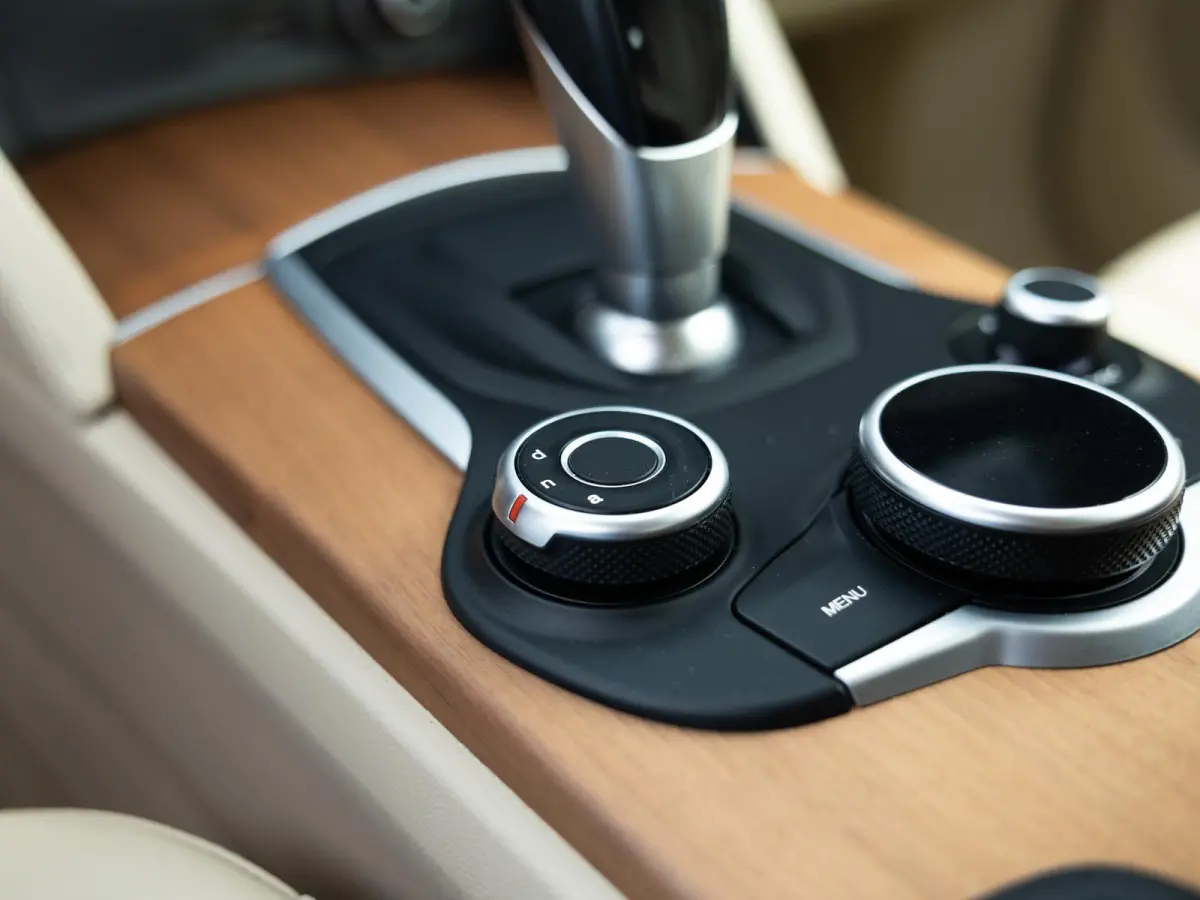 2.0 T Q4 Luxury|1e Eig|Carplay|Camera|Keyless