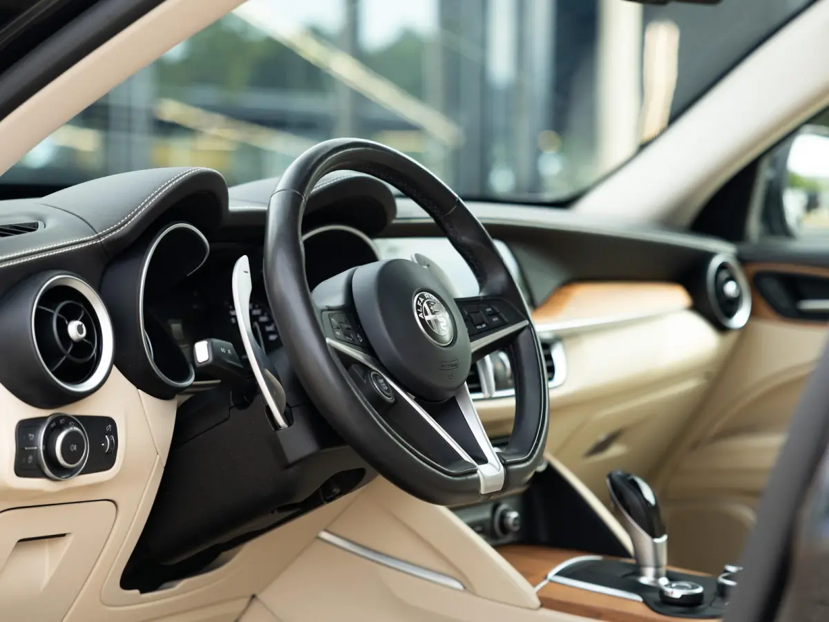2.0 T Q4 Luxury|1e Eig|Carplay|Camera|Keyless