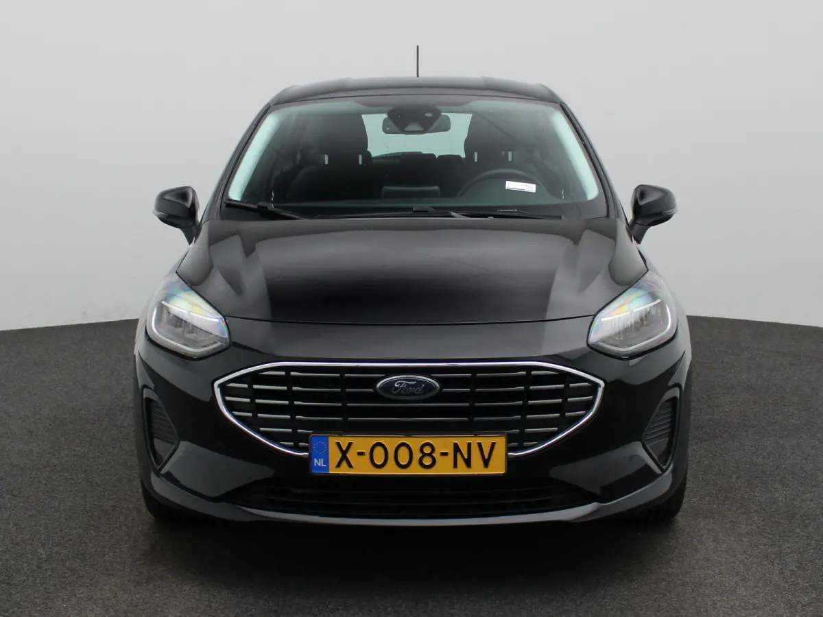1.0 EcoBoost Hybrid Titanium STOEL - STUUR EN VOORRUIT VERWARMING | APPLE CARPLAY | PARKEER SENSOREN ACHTER | CRUISE CONTROL