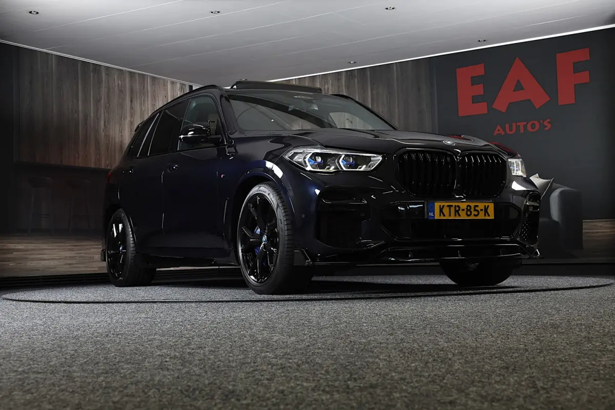 XDrive45e High Executive M Line / Luchtvering / 360 Camera / Head Up / Leder / F1 / Open Pano / Laser Koplampen / 21 Inch