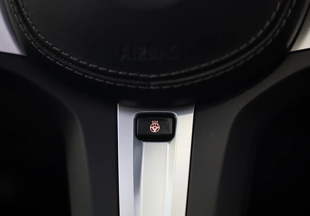 XDrive45e High Executive M Line / Luchtvering / 360 Camera / Head Up / Leder / F1 / Open Pano / Laser Koplampen / 21 Inch