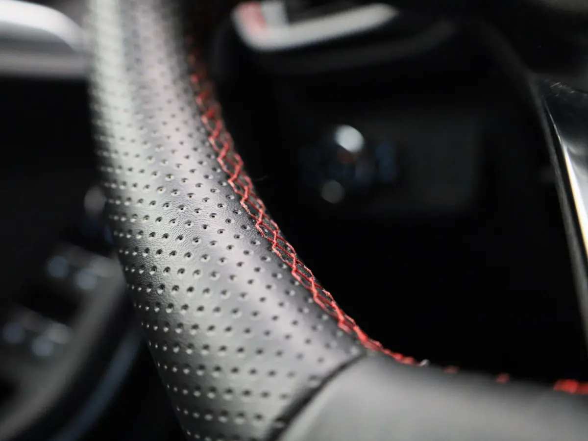 1.0 EcoBoost ST-Line X Winterpack | Navigatie | Adaptive cruise | Climate | Apple carplay | Camera | B&O Soundsystem | Half leder | All Weather Banden |