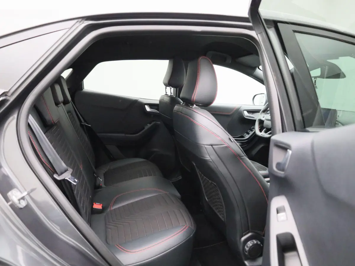 1.0 EcoBoost ST-Line X Winterpack | Navigatie | Adaptive cruise | Climate | Apple carplay | Camera | B&O Soundsystem | Half leder | All Weather Banden |