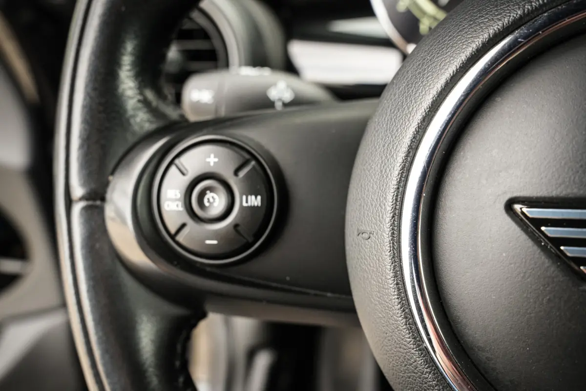 1.5 Cooper Chili | CarPlay | H.Leder | Clima | Stoelverw. | PDC | Metallic | 75dkm! |