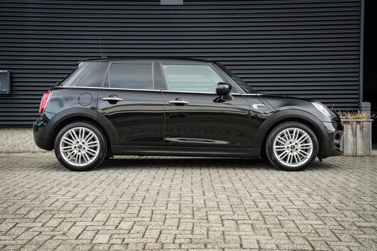 1.5 Cooper Chili | CarPlay | H.Leder | Clima | Stoelverw. | PDC | Metallic | 75dkm! |