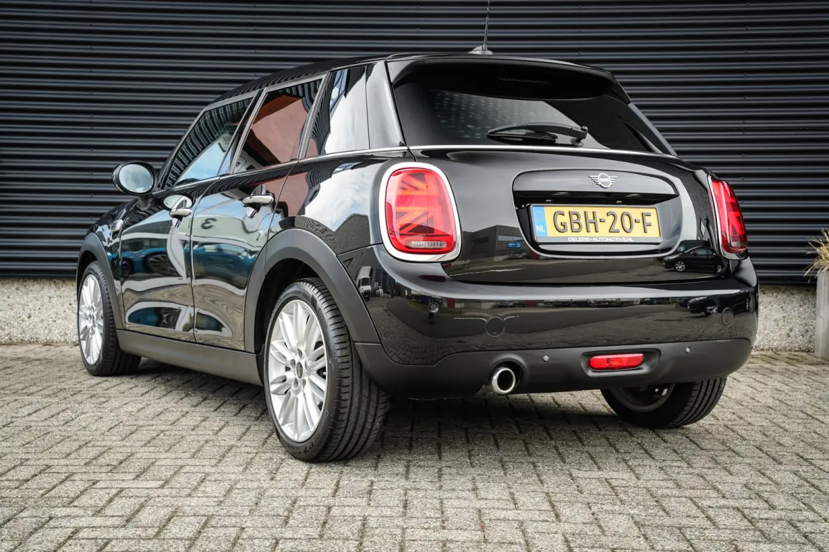 1.5 Cooper Chili | CarPlay | H.Leder | Clima | Stoelverw. | PDC | Metallic | 75dkm! |