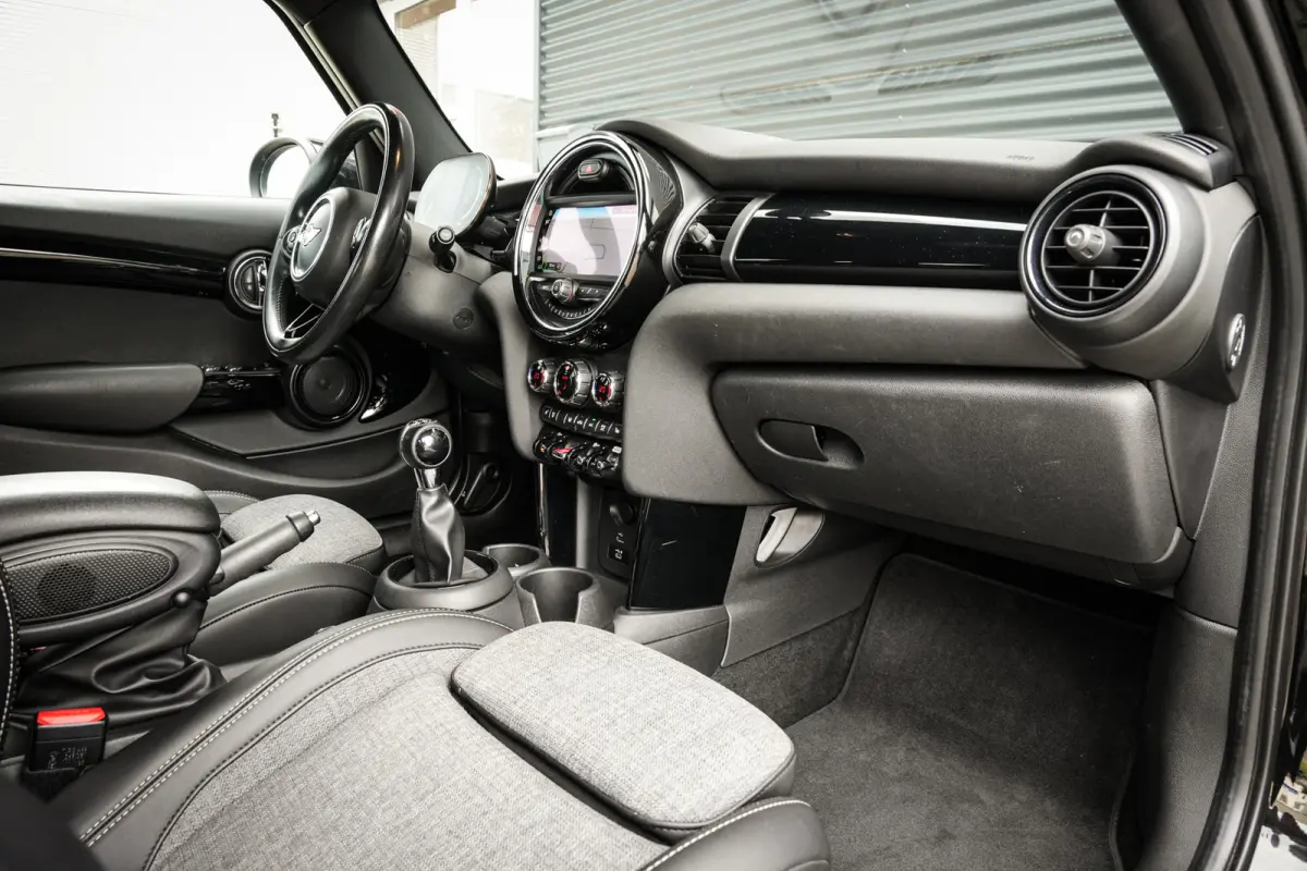 1.5 Cooper Chili | CarPlay | H.Leder | Clima | Stoelverw. | PDC | Metallic | 75dkm! |