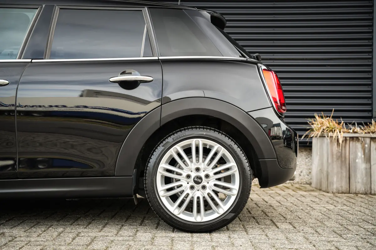 1.5 Cooper Chili | CarPlay | H.Leder | Clima | Stoelverw. | PDC | Metallic | 75dkm! |