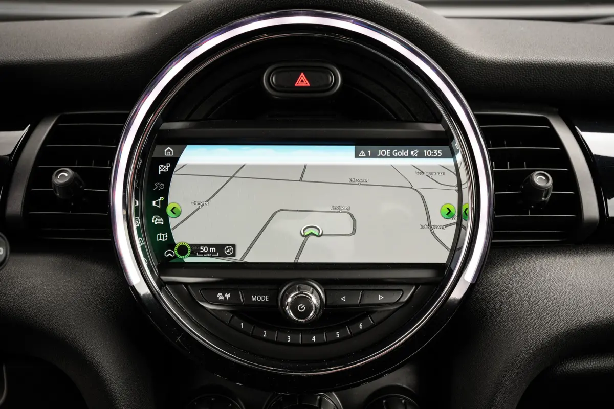 1.5 Cooper Chili | CarPlay | H.Leder | Clima | Stoelverw. | PDC | Metallic | 75dkm! |