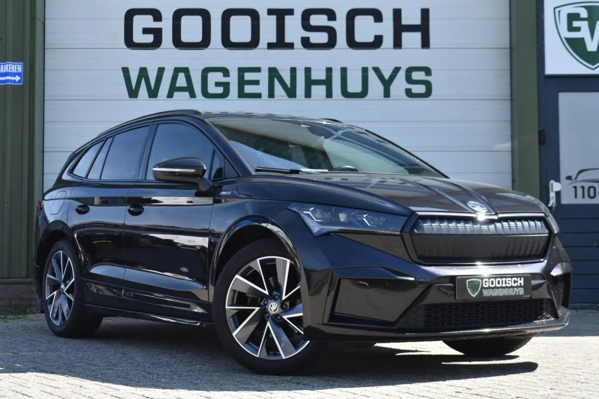 60 Sportline | Camera | Carplay | Cruise Control |