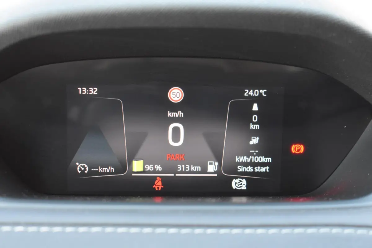 60 Sportline | Camera | Carplay | Cruise Control |
