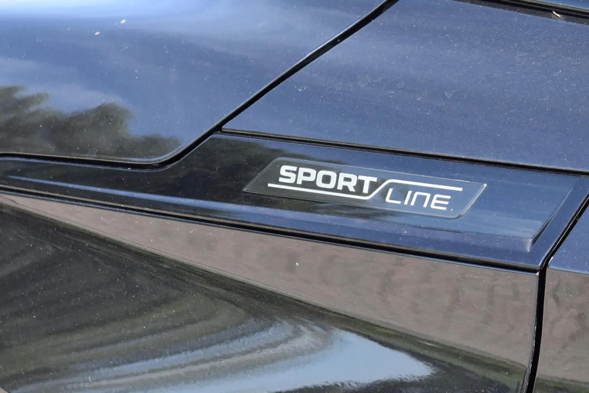 60 Sportline | Camera | Carplay | Cruise Control |