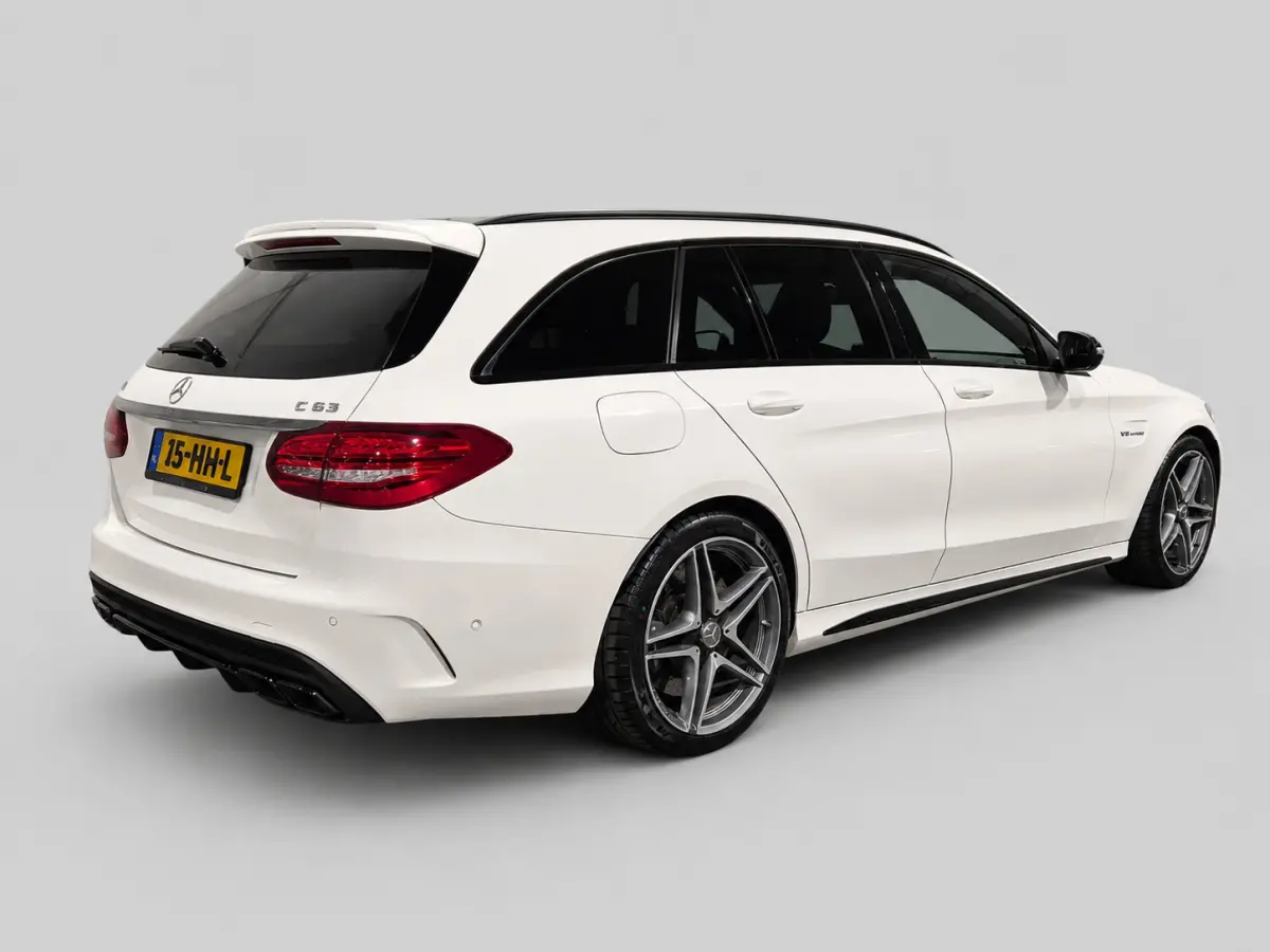 AMG 63 - Dealeronderhouden - Panoramadak - Burmester - Camera - Elektr klep - Rijklaar !