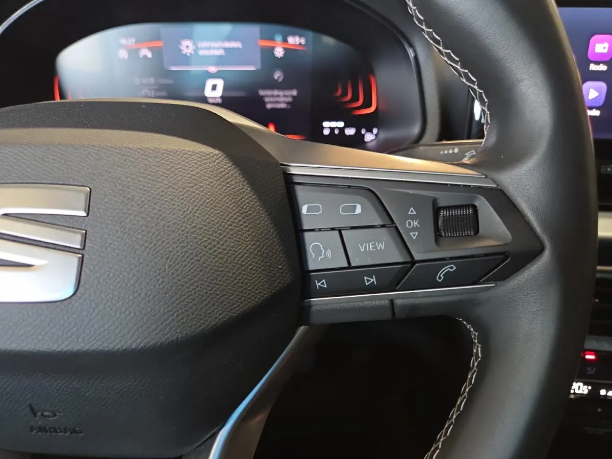 Xperience Business Connect | Adaptief Cruise  | Climate Control | Camera | Dodehoek Detectie | 17'' LM Velgen | Apple Carplay | Android Auto | 9.000 km!