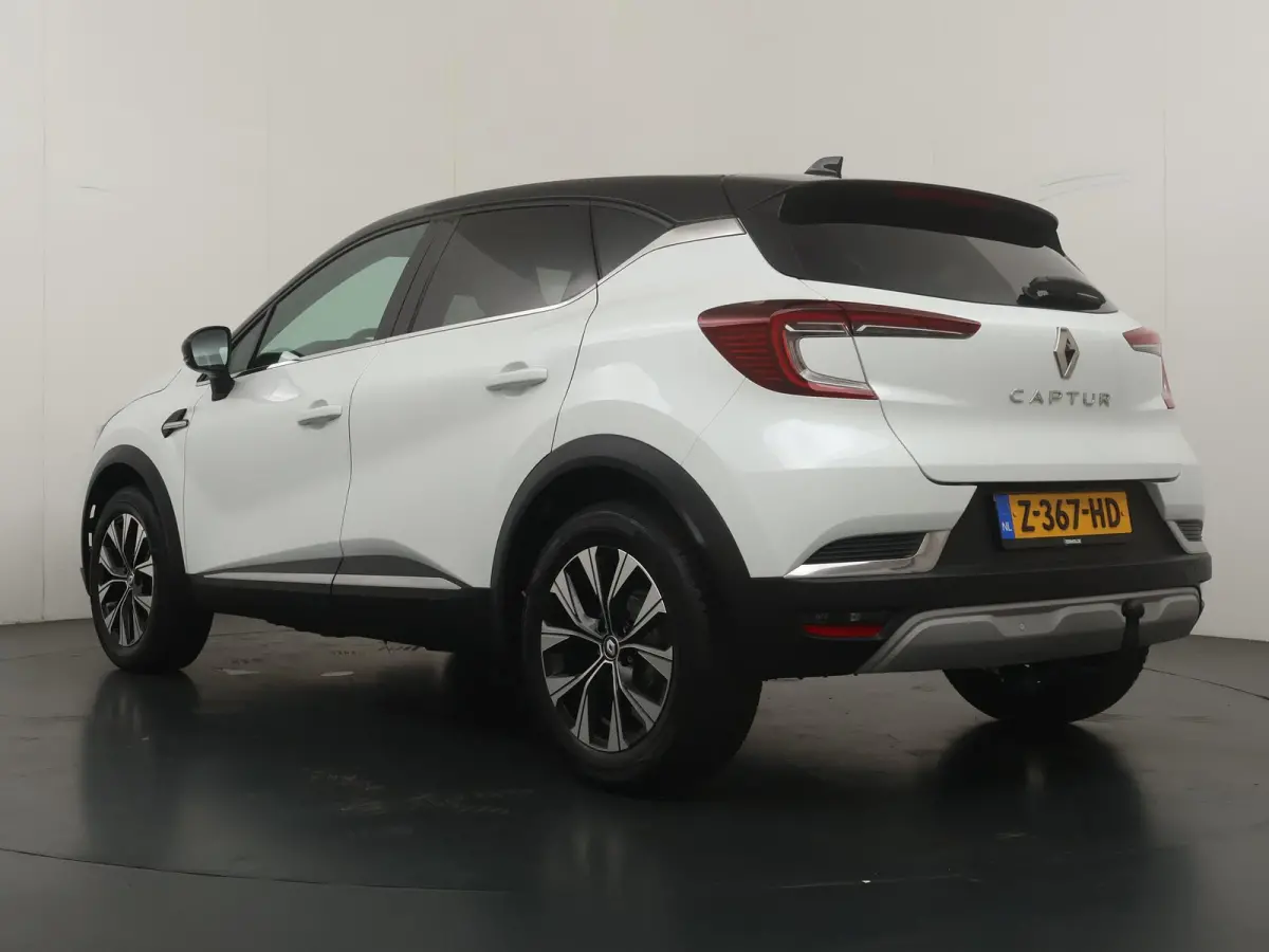 techno TCe 90 | Trekhaak | Parkeercamera | Navigatie |