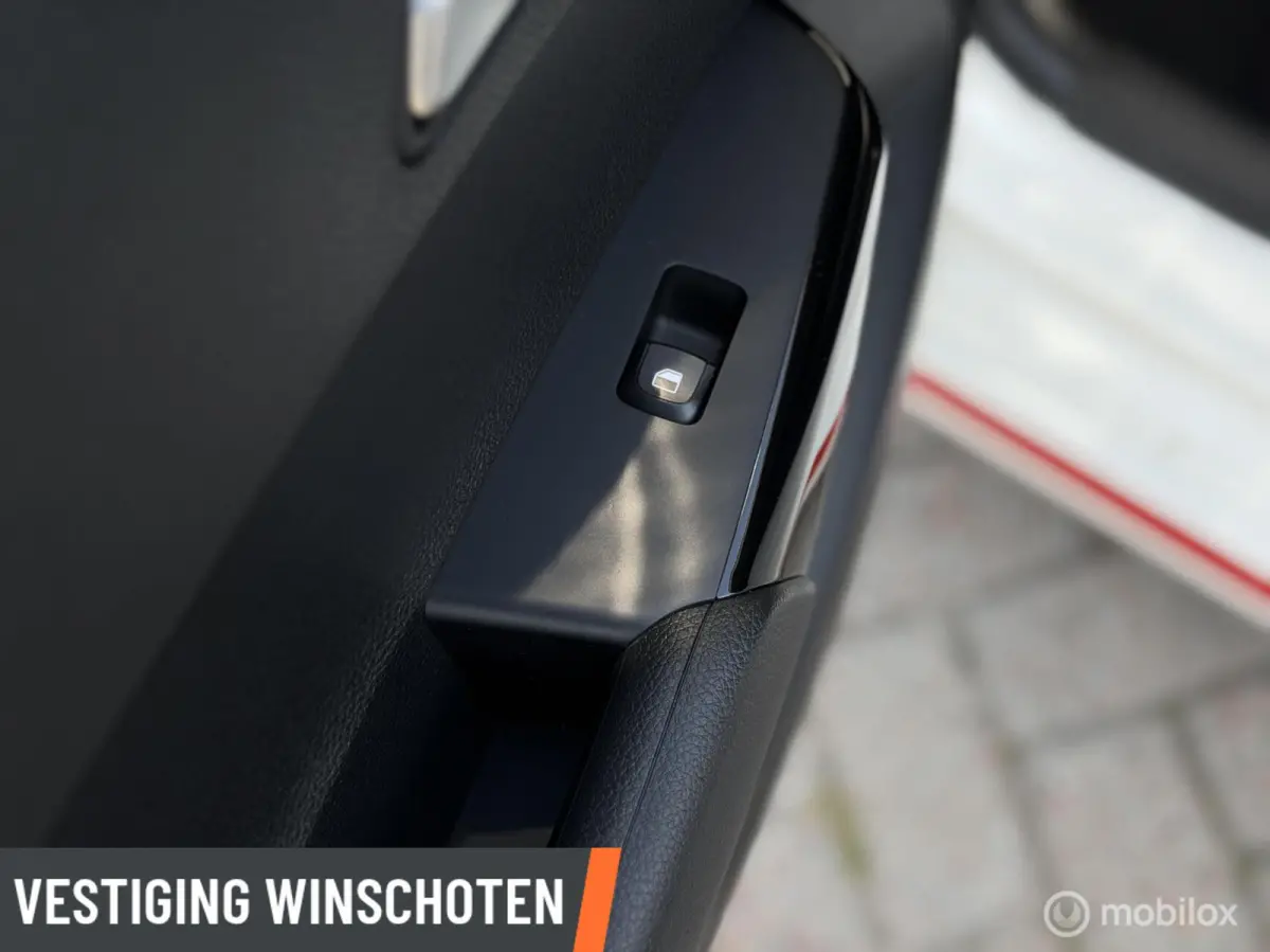 1.0 DPi GT-Line met 17568 km!! | Keyless | Camera | Navi | Cruise |