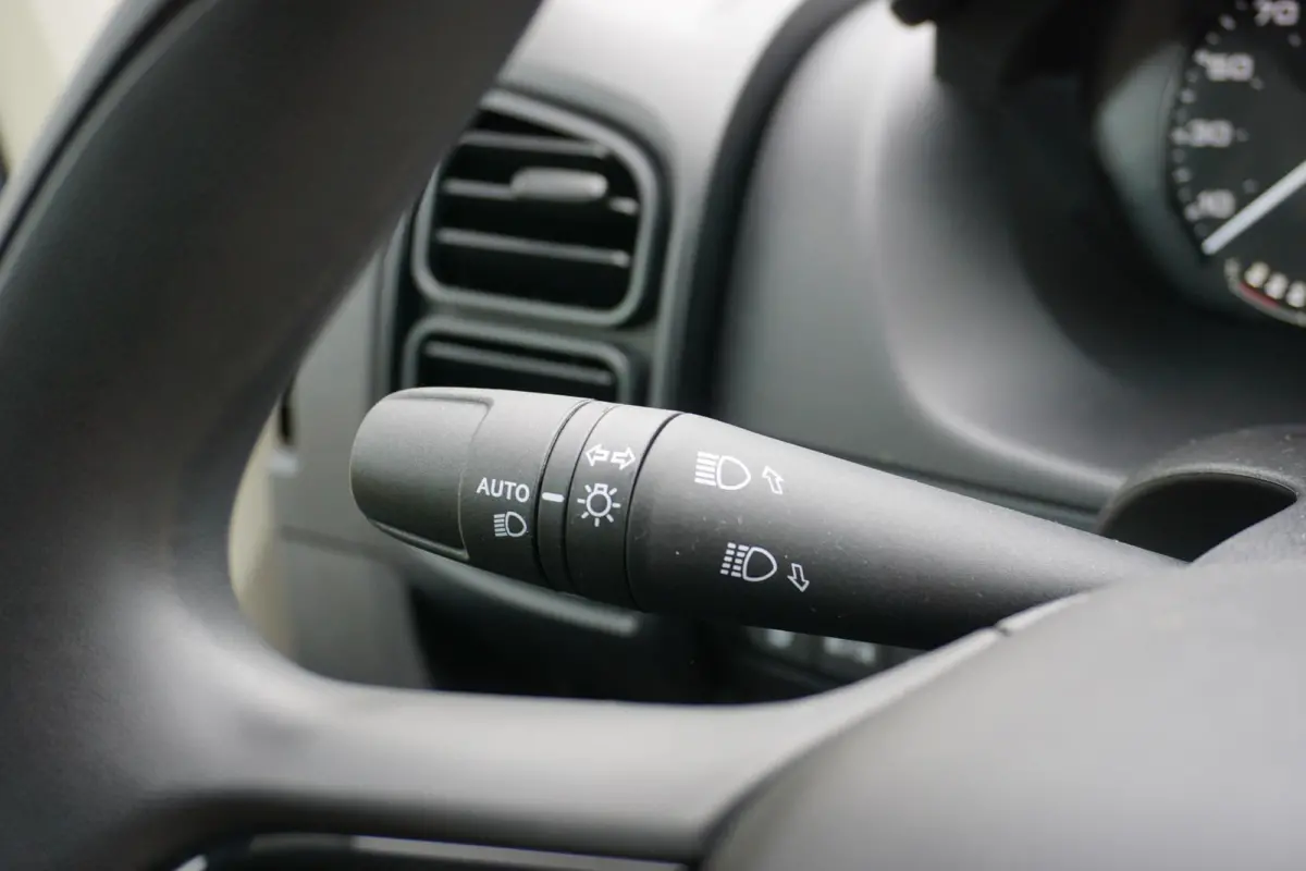2.2 BlueHDi 180 L3H2 3.5t in Nieuwstaat |Automaat |Camera |Cruise |Navi |Groot scherm |2e airbag |BPM voordeel! |Climate control |Parkeersensoren |180 pk