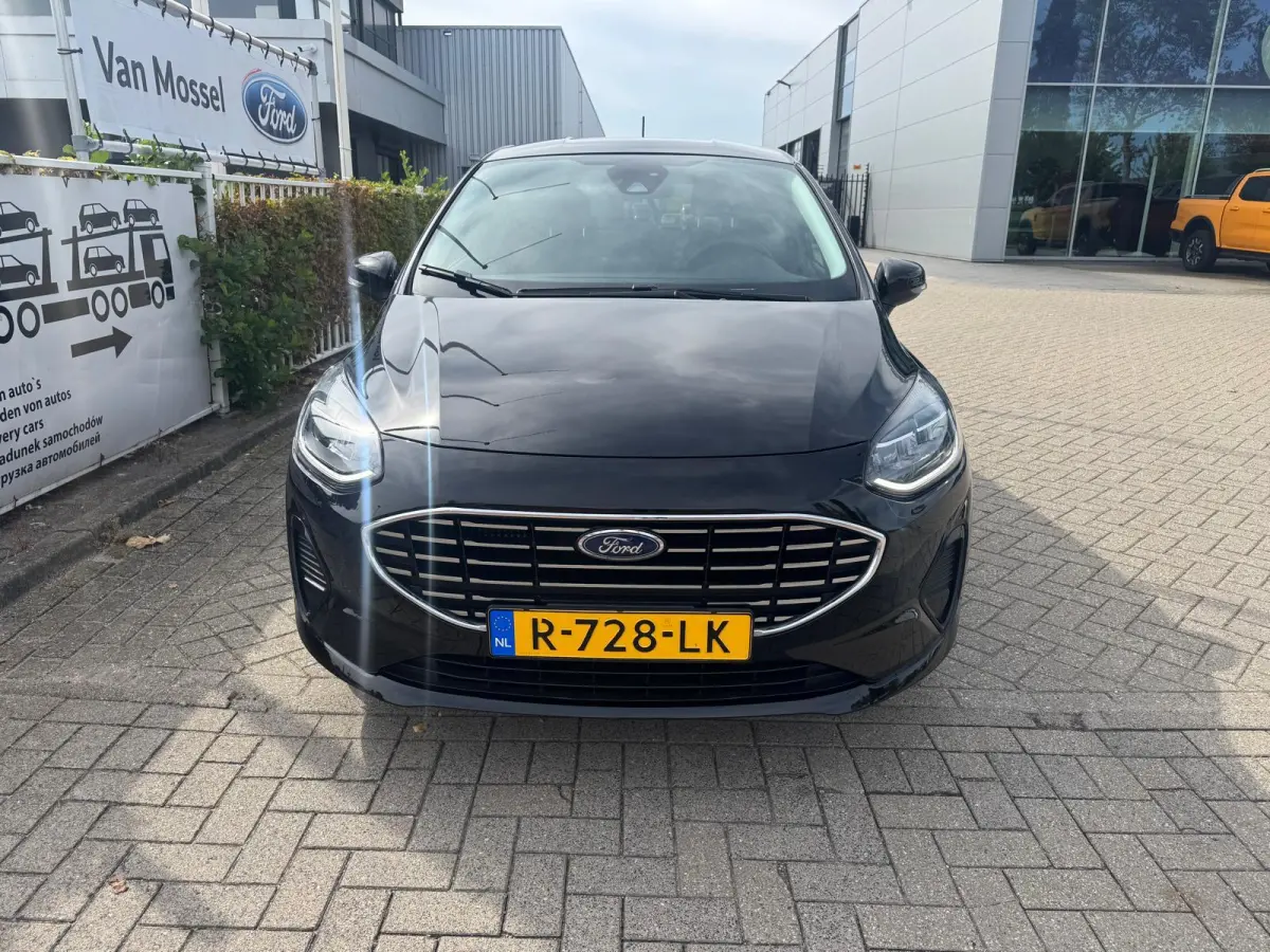 1.0 EcoBoost Titanium | Parkeersensoren Achter | Cruise Ctrl | Apple Carplay/ Android Auto | Climate Control |