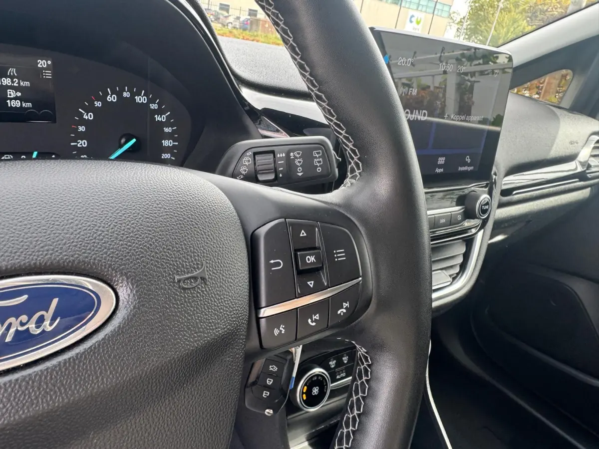 1.0 EcoBoost Titanium | Parkeersensoren Achter | Cruise Ctrl | Apple Carplay/ Android Auto | Climate Control |