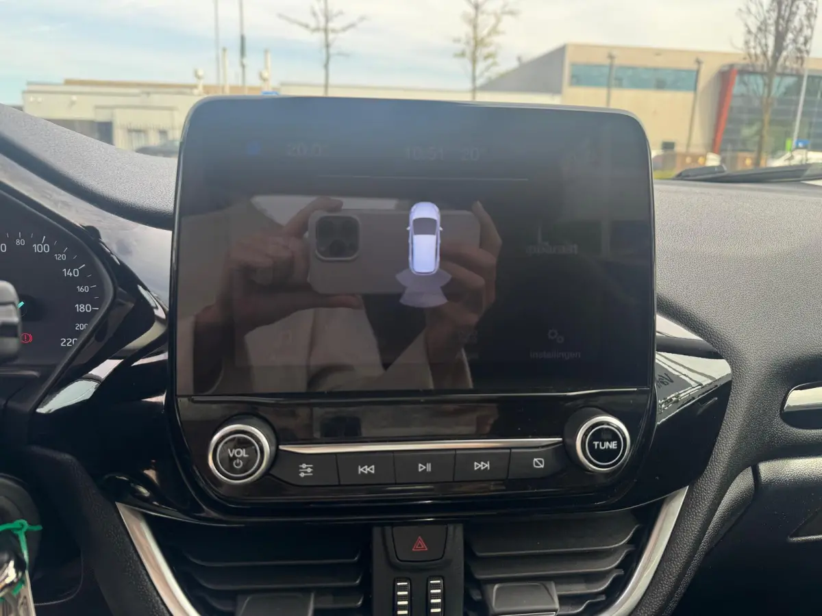 1.0 EcoBoost Titanium | Parkeersensoren Achter | Cruise Ctrl | Apple Carplay/ Android Auto | Climate Control |