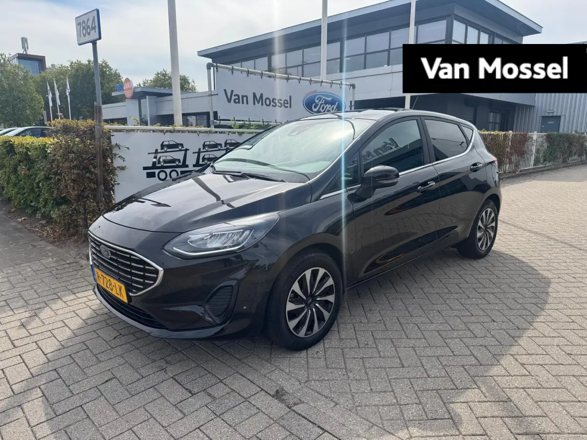 1.0 EcoBoost Titanium | Parkeersensoren Achter | Cruise Ctrl | Apple Carplay/ Android Auto | Climate Control |