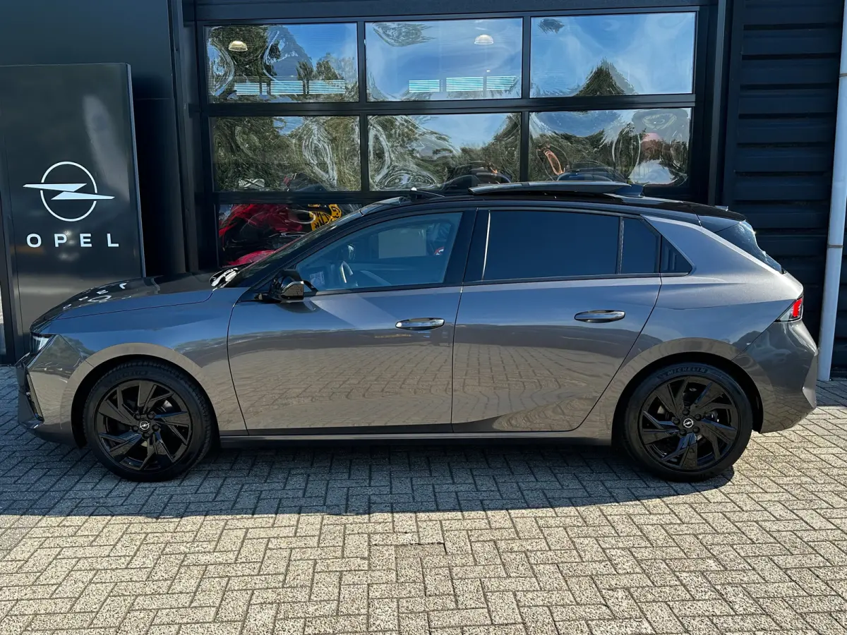 1.2 130 PK Level 4/GS Line | TREKHAAK AFNB.| ELEK. SCHUIF/KANTELDAK| HEAD-UP DISPLAY| 360* CAMERA| ADAPTIEVE CRUISE CONTROL| AGR STOELEN| SFEERVERLICHTING| STUUR, STOEL EN VOORRUITVERWARMING