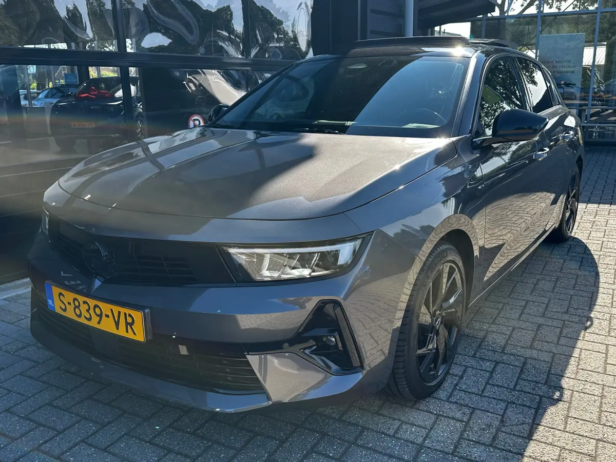 1.2 130 PK Level 4/GS Line | TREKHAAK AFNB.| ELEK. SCHUIF/KANTELDAK| HEAD-UP DISPLAY| 360* CAMERA| ADAPTIEVE CRUISE CONTROL| AGR STOELEN| SFEERVERLICHTING| STUUR, STOEL EN VOORRUITVERWARMING