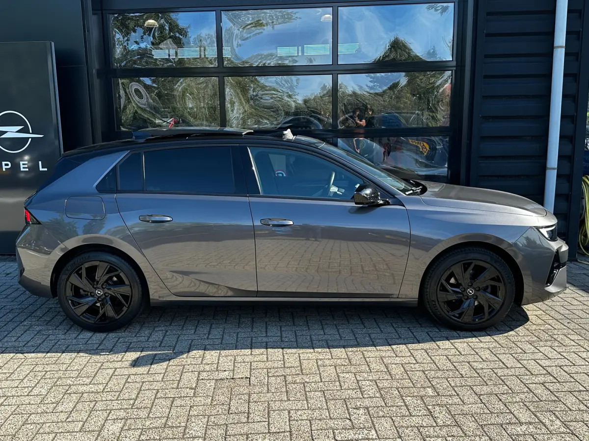 1.2 130 PK Level 4/GS Line | TREKHAAK AFNB.| ELEK. SCHUIF/KANTELDAK| HEAD-UP DISPLAY| 360* CAMERA| ADAPTIEVE CRUISE CONTROL| AGR STOELEN| SFEERVERLICHTING| STUUR, STOEL EN VOORRUITVERWARMING