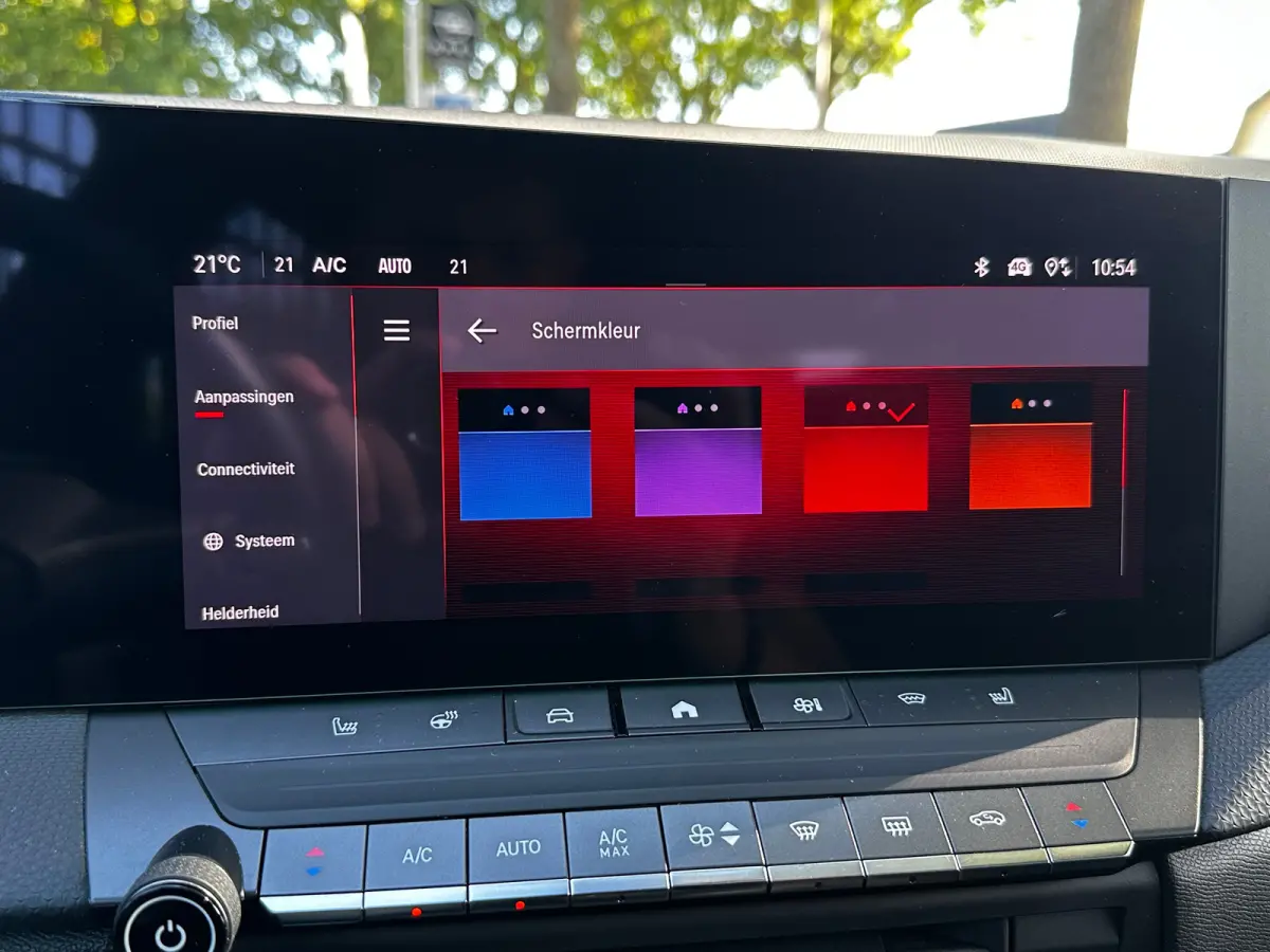 1.2 130 PK Level 4/GS Line | TREKHAAK AFNB.| ELEK. SCHUIF/KANTELDAK| HEAD-UP DISPLAY| 360* CAMERA| ADAPTIEVE CRUISE CONTROL| AGR STOELEN| SFEERVERLICHTING| STUUR, STOEL EN VOORRUITVERWARMING