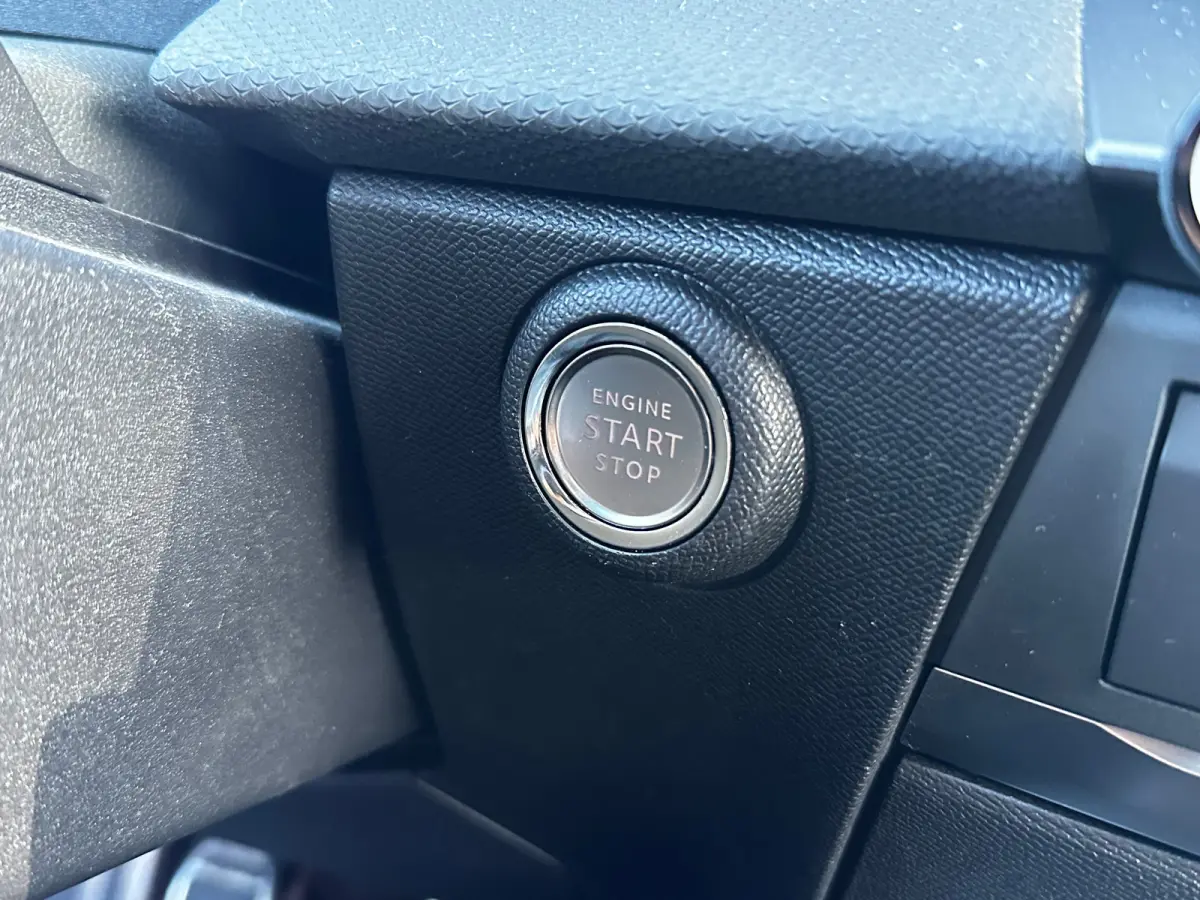 1.2 130 PK Level 4/GS Line | TREKHAAK AFNB.| ELEK. SCHUIF/KANTELDAK| HEAD-UP DISPLAY| 360* CAMERA| ADAPTIEVE CRUISE CONTROL| AGR STOELEN| SFEERVERLICHTING| STUUR, STOEL EN VOORRUITVERWARMING