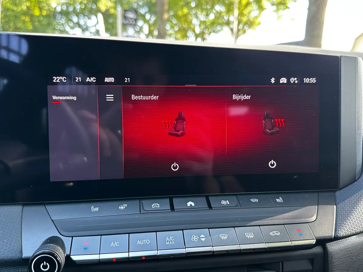 1.2 130 PK Level 4/GS Line | TREKHAAK AFNB.| ELEK. SCHUIF/KANTELDAK| HEAD-UP DISPLAY| 360* CAMERA| ADAPTIEVE CRUISE CONTROL| AGR STOELEN| SFEERVERLICHTING| STUUR, STOEL EN VOORRUITVERWARMING
