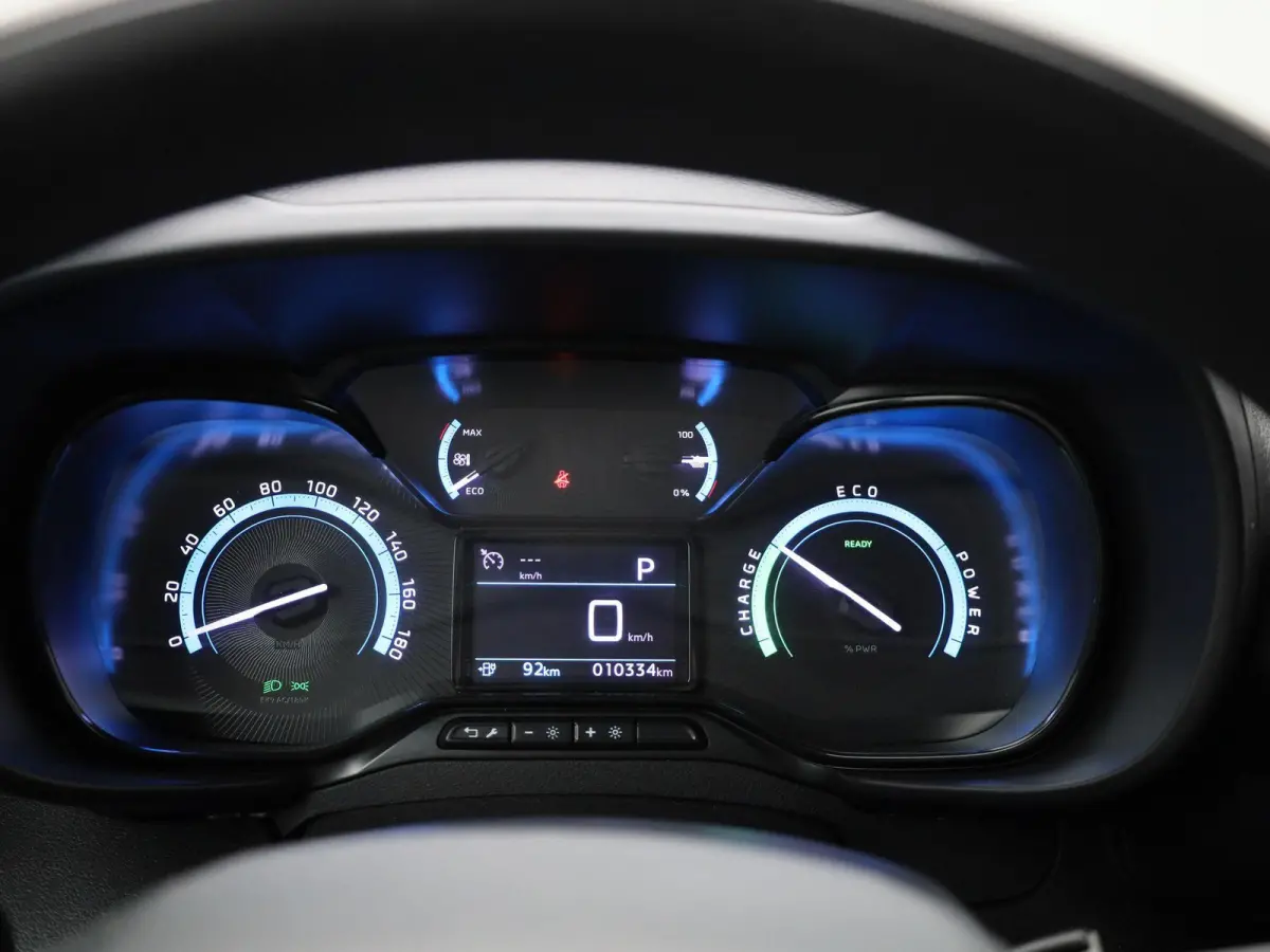 136 L1 50 kWh